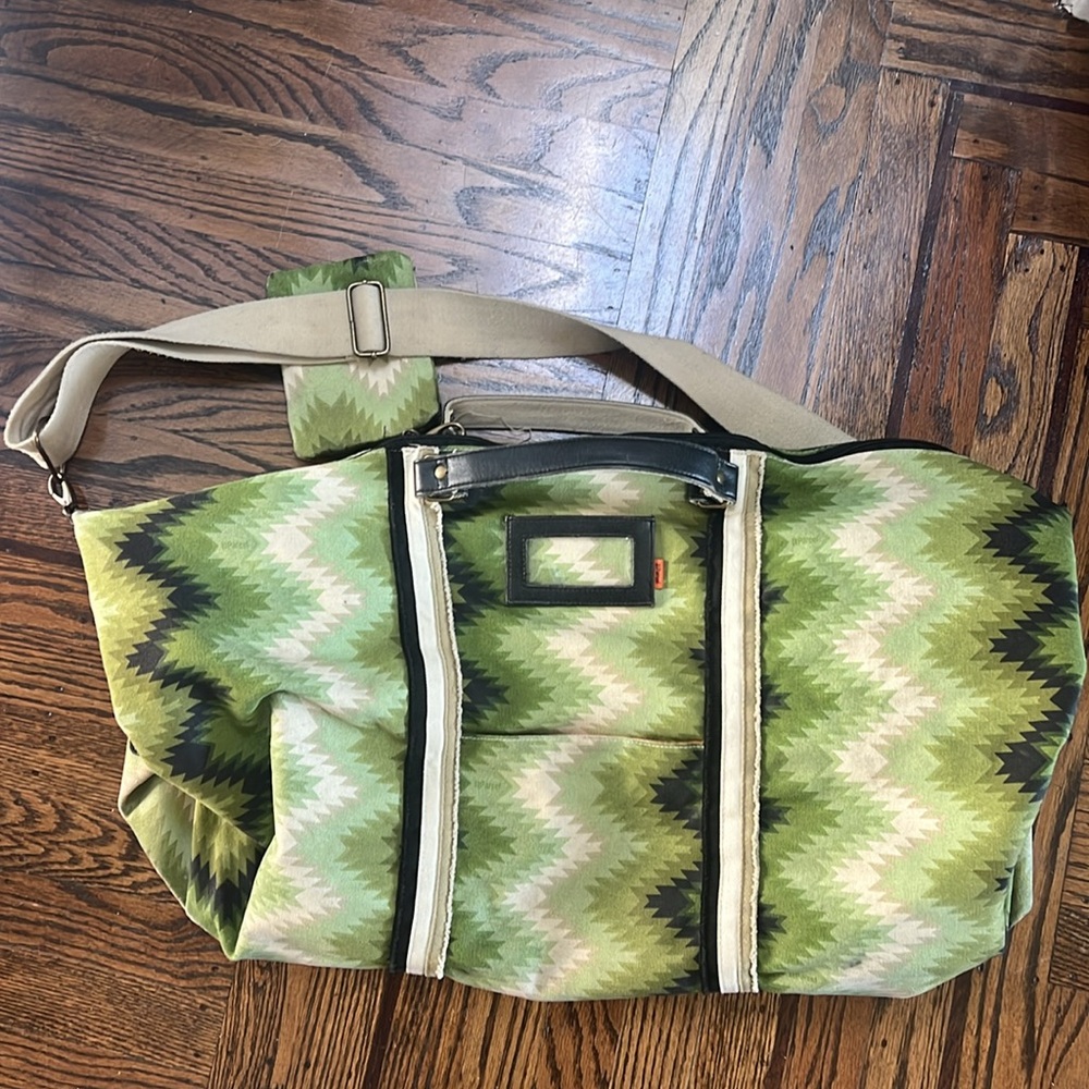 III Parcel Large Duffel Bag